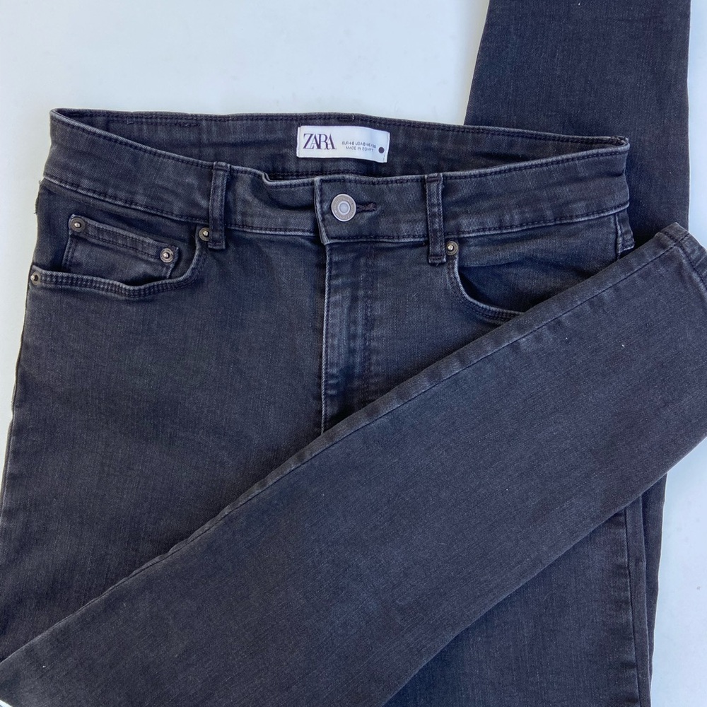 ZARA Women’s Black Jeans Size 8
